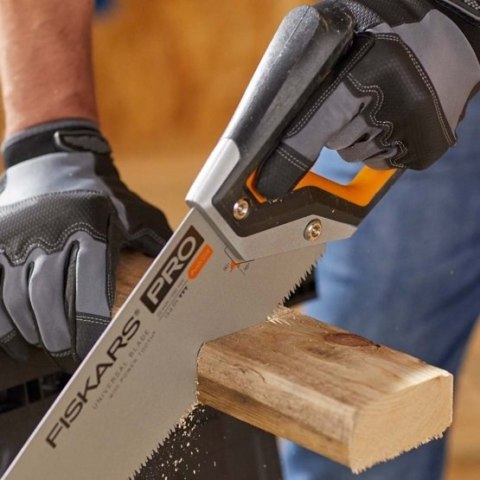 FISKARS PIŁA RĘCZNA POWERTOOTH 55CM, 7 TPI FISKARS PIŁA RĘCZNA POWERTOOTH 55CM, 7 TPI