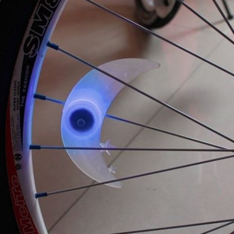 BEAST LAMPKA LED NAKŁADKA NA SZPRYCHY DO ROWERU - księżyc BEAST LAMPKA LED NAKŁADKA NA SZPRYCHY DO ROWERU - księżyc
