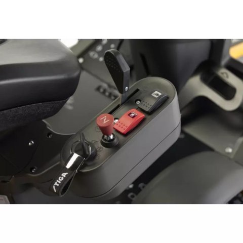 Stiga Zestaw promocyjny Traktor ogrodowy Park 500 W + Combi 100 Q Plus Stiga Zestaw promocyjny Traktor ogrodowy Park 500 W + Combi 100 Q Plus