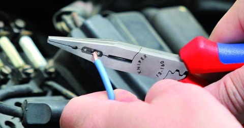 KNIPEX SZCZYPCE DLA ELEKTRYKÓW 4W1 160MM KNIPEX SZCZYPCE DLA ELEKTRYKÓW 4W1 160MM