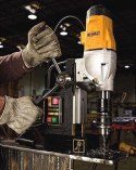 DEWALT WIERTARKA MAGNETYCZNA 1200W