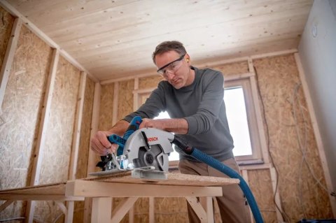 BOSCH PILARKA TARCZOWA AKUMULATOROWA GKS 18V-70 0*AH L-BOXX BOSCH PILARKA TARCZOWA AKUMULATOROWA GKS 18V-70 0*AH L-BOXX