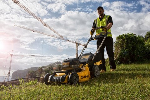 DEWALT KOSIARKA DO TRAWY AKUMULATOROWA 48CM 2*18V 0*AH DEWALT KOSIARKA DO TRAWY AKUMULATOROWA 48CM 2*18V 0*AH
