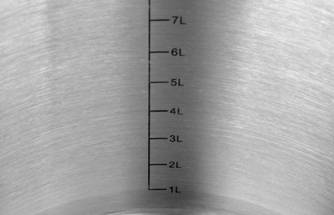 YATO GASTRO GARNEK WYSOKI Z POKRYWKĄ ZE STALI NIERDZEWNEJ 20X20 6L YATO GASTRO GARNEK WYSOKI Z POKRYWKĄ ZE STALI NIERDZEWNEJ 20X20 6L