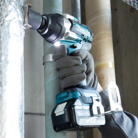 MAKITA KLUCZ UDAROWY AKUMULATOROWY 1/2'' 700NM 18V LTX 2*5.0AH MAKITA KLUCZ UDAROWY AKUMULATOROWY 1/2'' 700NM 18V LTX 2*5.0AH