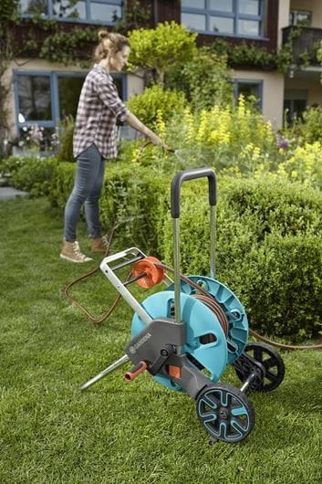 GARDENA WÓZEK NA WĄŻ CLEVERROLL M EASY - ZESTAW GARDENA WÓZEK NA WĄŻ CLEVERROLL M EASY - ZESTAW