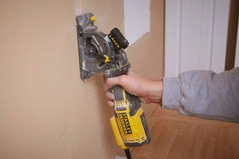 STANLEY MULTI PILARKA 650W 89MM STANLEY MULTI PILARKA 650W 89MM