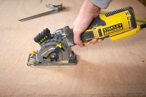 STANLEY MULTI PILARKA 650W 89MM STANLEY MULTI PILARKA 650W 89MM