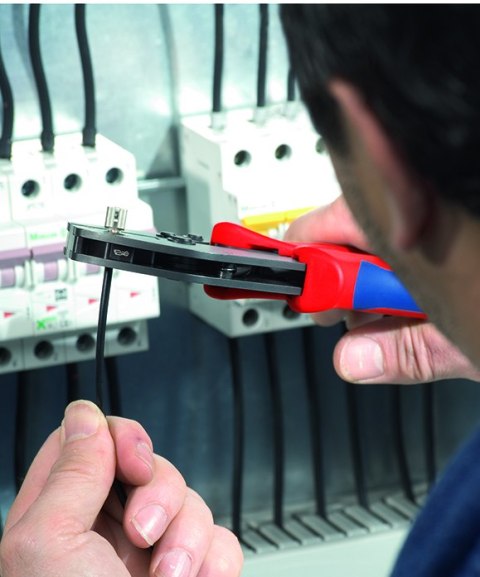 KNIPEX SZCZYPCE DO ZAGNIATANIA Z MAGAZYNKIEM I 5 MATRYC.MULTICRIMP KNIPEX SZCZYPCE DO ZAGNIATANIA Z MAGAZYNKIEM I 5 MATRYC.MULTICRIMP