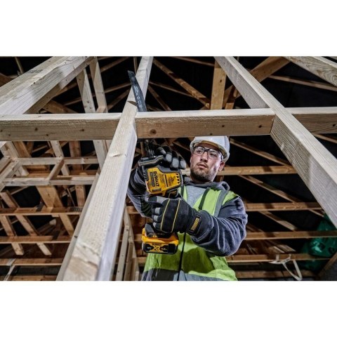 DEWALT PIŁA SZABLASTA AKUMULATOROWA 18V XR 0*AH DEWALT PIŁA SZABLASTA AKUMULATOROWA 18V XR 0*AH