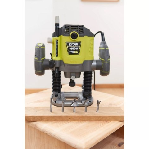 RYOBI FREZARKA GÓRNOWRZECIONOWA RRT1600-K 1600W RYOBI FREZARKA GÓRNOWRZECIONOWA RRT1600-K 1600W