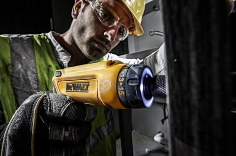 DEWALT WKRĘTAK AKUMULATOROWY 7.2V 2*1.0AH DEWALT WKRĘTAK AKUMULATOROWY 7.2V 2*1.0AH