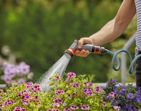 GARDENA COMFORT PISTOLET ZRASZAJĄCY BALKONOWY GARDENA COMFORT PISTOLET ZRASZAJĄCY BALKONOWY