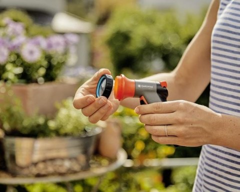 GARDENA COMFORT PISTOLET ZRASZAJĄCY BALKONOWY GARDENA COMFORT PISTOLET ZRASZAJĄCY BALKONOWY
