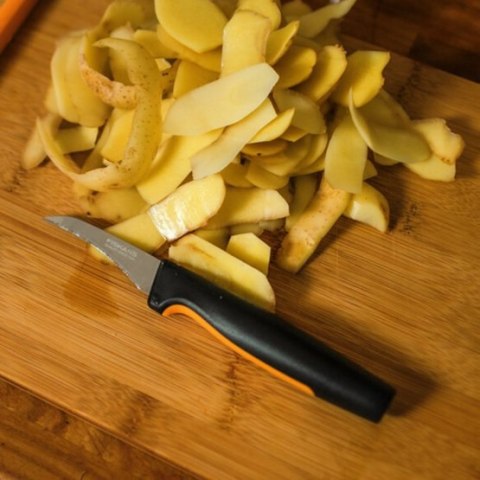 FISKARS NÓŻ DO SKROBANIA, ZAGIĘTY FISKARS NÓŻ DO SKROBANIA, ZAGIĘTY