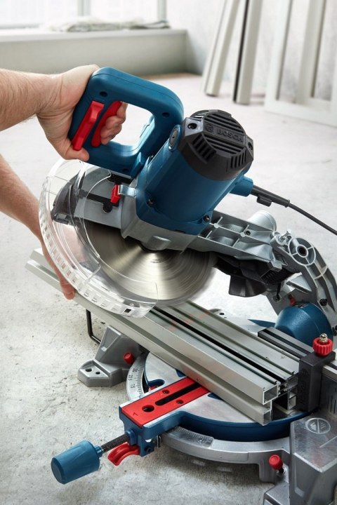 BOSCH UKOŚNICA 1300W GCM 216 WSKAŹNIK LASEROWY BOSCH UKOŚNICA 1300W GCM 216 WSKAŹNIK LASEROWY