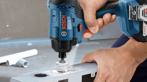 BOSCH KLUCZ UDAROWY AKUMULATOROWY GDR 180-LI 2*2.0 AH BOSCH KLUCZ UDAROWY AKUMULATOROWY GDR 180-LI 2*2.0 AH