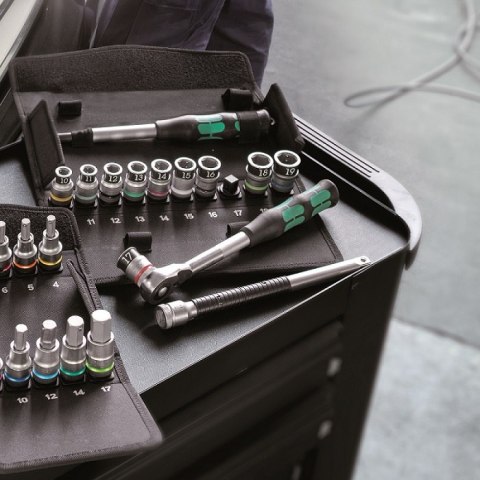 WERA ZESTAW KLUCZY NASADOWYCH Z GRZECHOTKĄ ZYKLOP HYBRID 1/2'' WERA ZESTAW KLUCZY NASADOWYCH Z GRZECHOTKĄ ZYKLOP HYBRID 1/2''