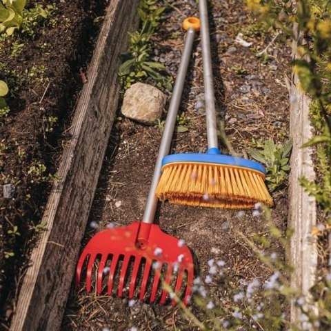 FISKARS ZESTAW NARZĘDZI OGRODNICZYCH FISKARS ZESTAW NARZĘDZI OGRODNICZYCH
