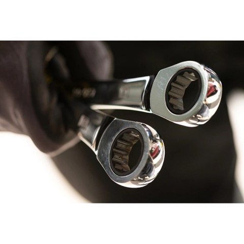 STANLEY KLUCZ PŁASKO-OCZKOWY Z GRZECHOTKĄ 10 MM STANLEY KLUCZ PŁASKO-OCZKOWY Z GRZECHOTKĄ 10 MM