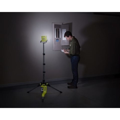 RYOBI LAMPA AKUMULATOROWA NA TRÓJNOGU R18TL-0 18V 0*AH ONE+ RYOBI LAMPA AKUMULATOROWA NA TRÓJNOGU R18TL-0 18V 0*AH ONE+