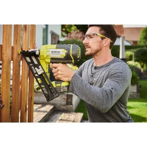 RYOBI SZTYFCIARKA AKUMULATOROWA R15GN18-0 18V 0*AH RYOBI SZTYFCIARKA AKUMULATOROWA R15GN18-0 18V 0*AH