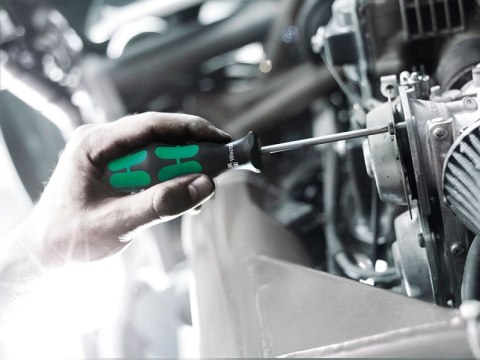 WERA ZESTAW WKRĘTAKÓW KRAFTFORM LASERTIP + WIESZAK, 7 CZĘŚĆ WERA ZESTAW WKRĘTAKÓW KRAFTFORM LASERTIP + WIESZAK, 7 CZĘŚĆ