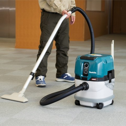 MAKITA ODKURZACZ AKUMULATOROWY 15L 40V XGT 0*AH MAKITA ODKURZACZ AKUMULATOROWY 15L 40V XGT 0*AH