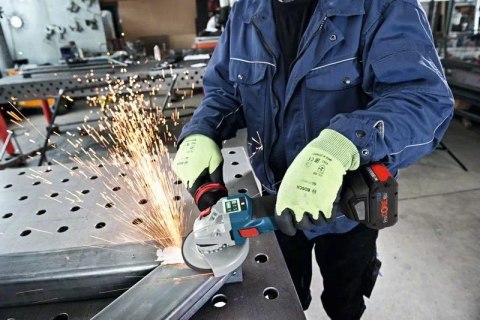 BOSCH SZLIFIERKA KĄTOWA AKUMULATOROWA 125MM GWS 18V-10 SC 0*AH BOSCH SZLIFIERKA KĄTOWA AKUMULATOROWA 125MM GWS 18V-10 SC 0*AH