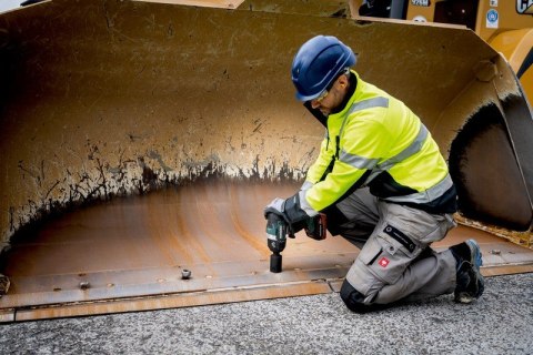 METABO KLUCZ UDAROWY AKUMULATOROWY 3/4'' SSW 18 LTX 1750 BL METABO KLUCZ UDAROWY AKUMULATOROWY 3/4'' SSW 18 LTX 1750 BL