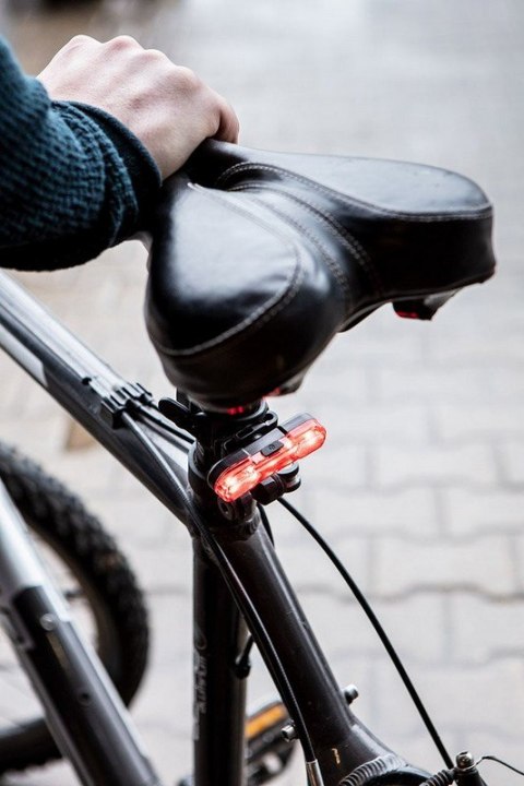 NEO ŚWIATŁO ROWEROWE TYLNIE, 3W NEO ŚWIATŁO ROWEROWE TYLNIE, 3W