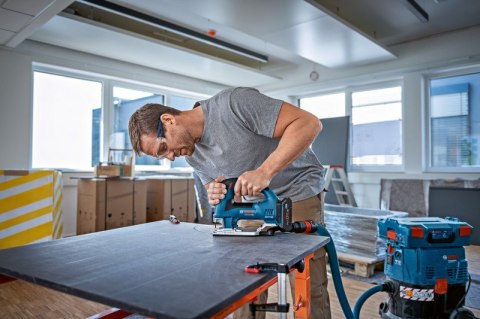 BOSCH WYRZYNARKA AKUMULATOROWA GST 18V-155 BC 0*AH L-BOXX BOSCH WYRZYNARKA AKUMULATOROWA GST 18V-155 BC 0*AH L-BOXX