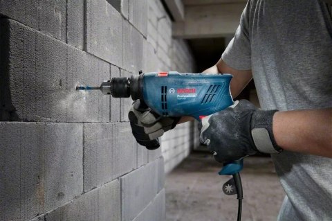 BOSCH WIERTARKA UDAROWA GSB 600 BOSCH WIERTARKA UDAROWA GSB 600
