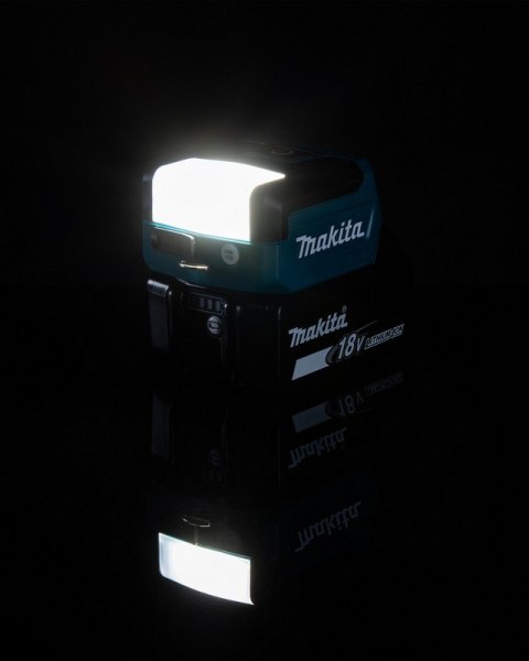 MAKITA LATARKA AKUMULATOROWA LXT 18V 0*AH MAKITA LATARKA AKUMULATOROWA LXT 18V 0*AH
