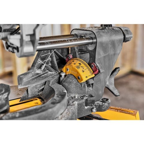 DEWALT PILARKA UKOSOWA, UKOŚNICA AKUMULATOROWA 305MM 54V XR 2*9.0AH DEWALT PILARKA UKOSOWA, UKOŚNICA AKUMULATOROWA 305MM 54V XR 2*9.0AH
