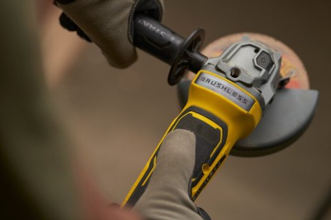 STANLEY SZLIFIERKA KĄTOWA AKUMULATOROWA 125MM V20 18V 0*AH STANLEY SZLIFIERKA KĄTOWA AKUMULATOROWA 125MM V20 18V 0*AH