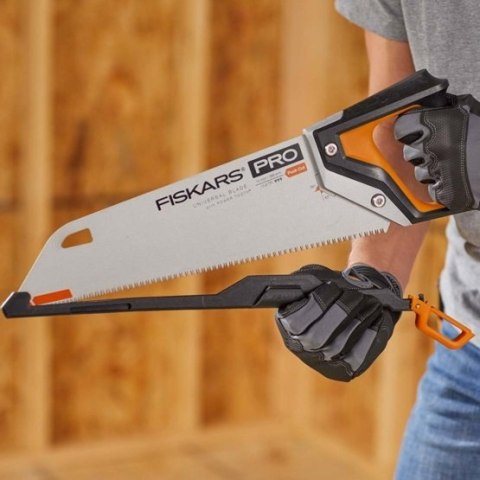 FISKARS PIŁA RĘCZNA POWERTOOTH 38CM 9 TPI FISKARS PIŁA RĘCZNA POWERTOOTH 38CM 9 TPI